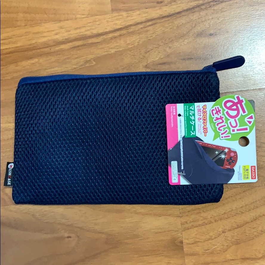 Nwt Daiso Pouch For Electronics / Accessories